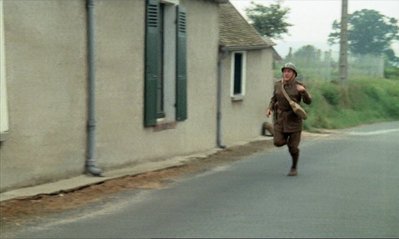 Wo bitte ist die 7. Kompanie geblieben006.jpg (75.34 Kio) Vu 7256 fois extrait du film:<br />"Mais ou est donc passée la 7e compagnie ?"