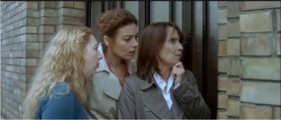 Bancs Publics 001.jpg (60.41 Kio) Vu 12194 fois Extrait du film :<br />"Bancs Publics"