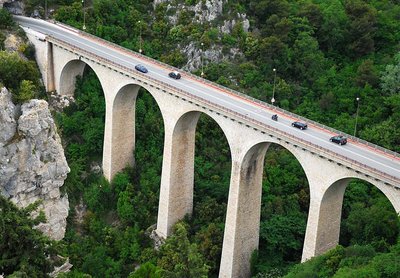 02-Pont Eze Image 02.jpg (221.57 Kio) Vu 10567 fois 02-Pont Eze Image 02