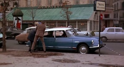 Charade003.jpg (89.54 Kio) Vu 7142 fois extrait du film<br />"Charade"