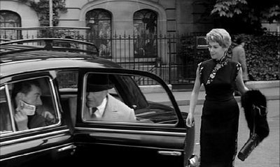 Der Herr mit den Millionen002.jpg (98.38 Kio) Vu 5806 fois Extrait du film:<br />"Le cave se rebiffe"