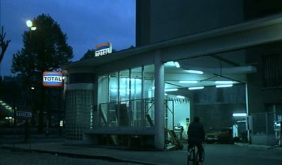 total rue pajol001.jpg (74.25 Kio) Vu 17462 fois Extrait du film:<br />"Tchao Pantin"