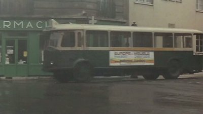 Die untreue Frau 069.jpg (51.55 Kio) Vu 18153 fois extrait du film:<br />"la femme infidèle"