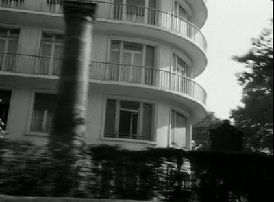 Ausser Atem015.jpg (92.78 Kio) Vu 27081 fois Extrait du film:<br />"A bout de souffle"