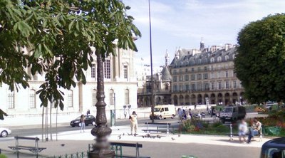 Place du Louvre 75001 PARSI.jpg