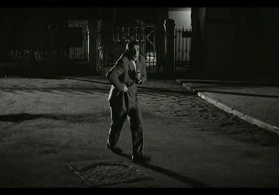 Der Mörder kam um Mitternacht-0047.jpg (66.74 Kio) Vu 21073 fois extrait du film:<br />"un témoin dans la ville"