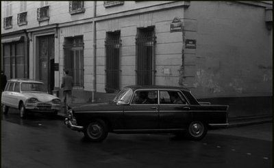 Extrait du film:<br />&quot;La guerre est finie&quot;