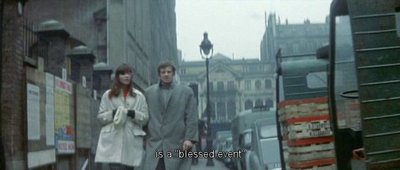 extrait du film:<br />&quot;une femme est une femme&quot;