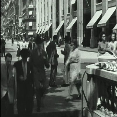 Antoine et Antoinette 07.jpg (109.37 Kio) Vu 6637 fois Le client "entreprenant" qui suit Antoinette