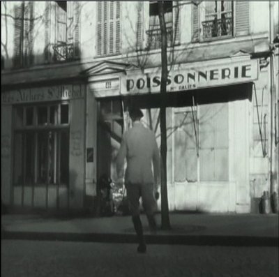 L'immeuble où habitent Antoine et Antoinette