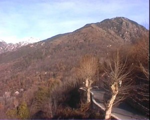 Prise de vue de la montagne du fond depuis le village fin 2005