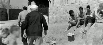 extrait du film:<br />&quot;L'age ingrat&quot;