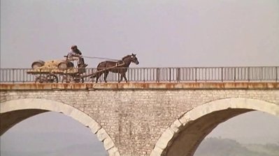 LJDG004.jpg (37.35 Kio) Vu 22841 fois Extrait du film:<br />"Le jour de gloire"