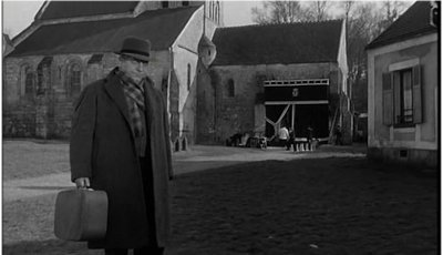 Extrait du film :<br />&quot;Maigret et l'affaire Saint Fiacre&quot;