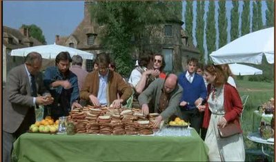 gros salaires005.jpg (50.45 Kio) Vu 10615 fois extrait du film:<br />"Que les gros salaires lèvent le doigt"