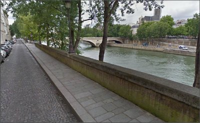 Quai de Boubon 75004.jpg