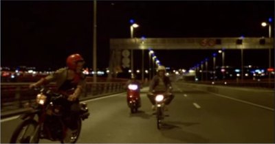 pont d'aquitaine film.jpg (49.38 Kio) Vu 7027 fois Extrait du film:<br />"Nos 18 ans"