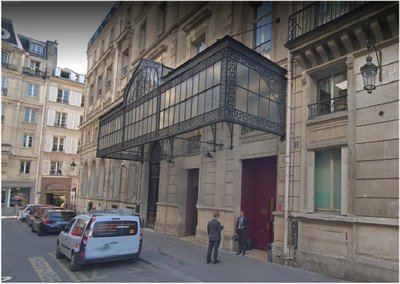 HOTEL Westin, entrée fournisseurs et du personnel.jpg