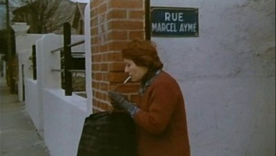 Extrait du film:<br /> &quot;Elle boit pas, elle fume pas, elle drague pas, mais... elle cause!&quot;