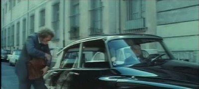 Der lange Blonde mit den roten Haaren080.jpg (62.59 Kio) Vu 10455 fois extrait du film:<br />"La moutarde me monte au nez"