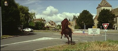 Die Besucher001.jpg (115.41 Kio) Vu 11109 fois extrait du film:<br />"Les Visiteurs"